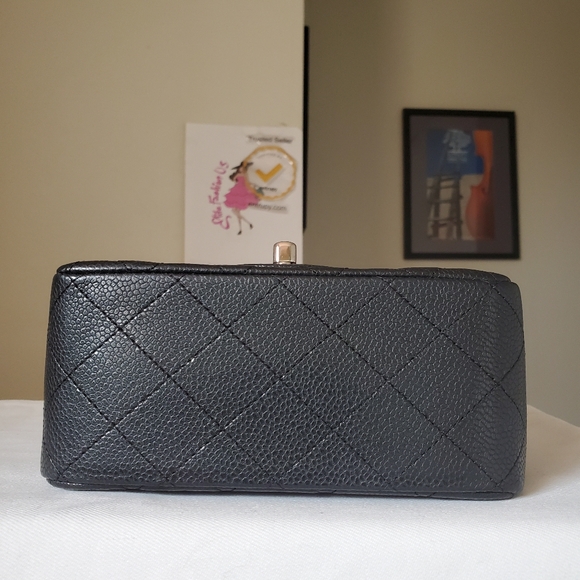 Chanel Black Quilted Leather Bag - Picture 11 of 15